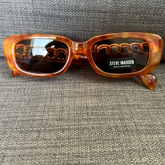 NWT STEVE MADDEN SUNGLASSES EYEWEAR ACCESSORY - Picture 6 of 6
